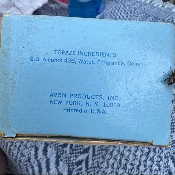 Avon Blue Dutch Girl Figurine Box - Picture 7 of 8